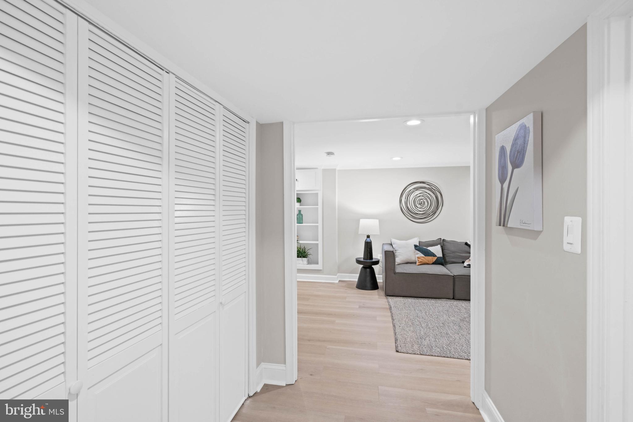 YORKTOWN VILLAGE - Residential