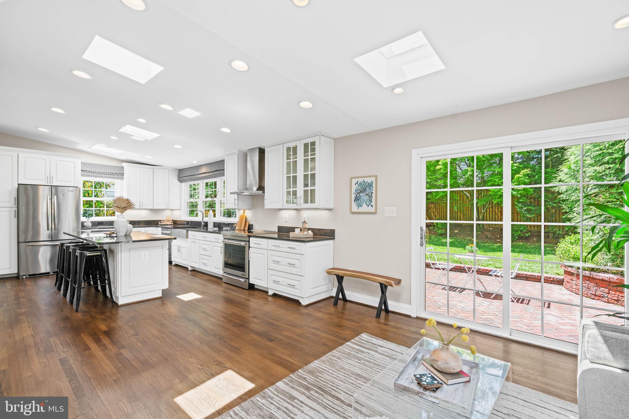 YORKTOWN VILLAGE - Residential