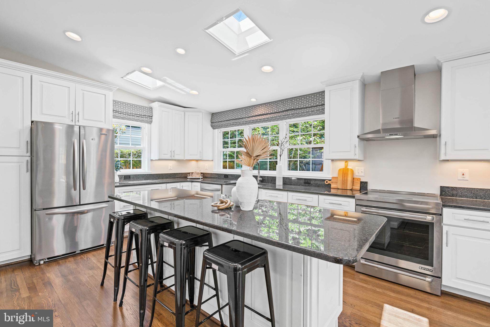 YORKTOWN VILLAGE - Residential