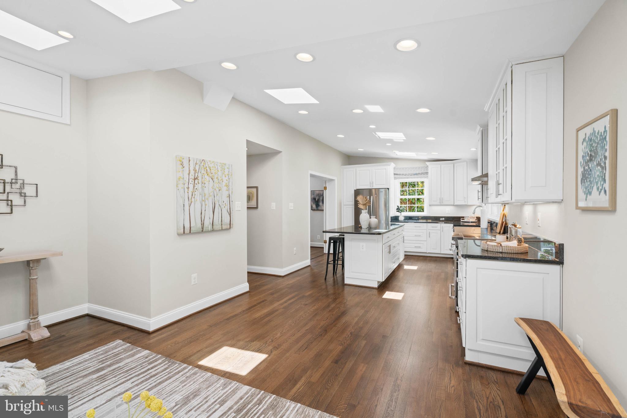 YORKTOWN VILLAGE - Residential