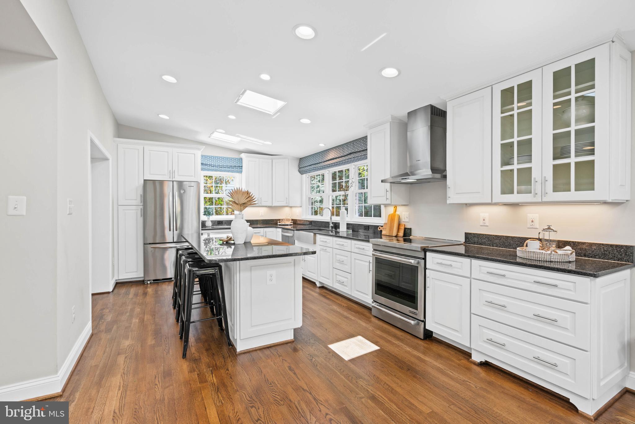 YORKTOWN VILLAGE - Residential