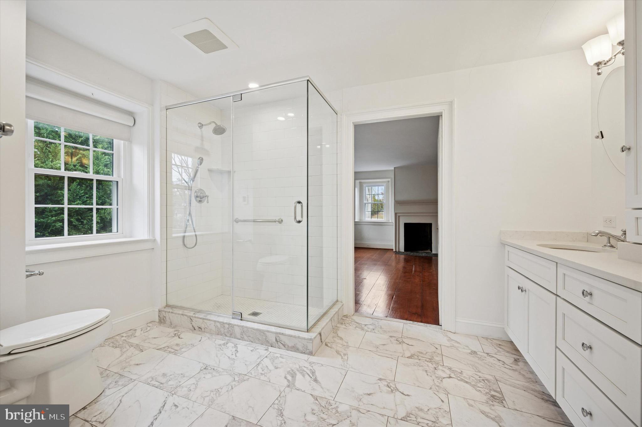 FLOURTOWN - Residential