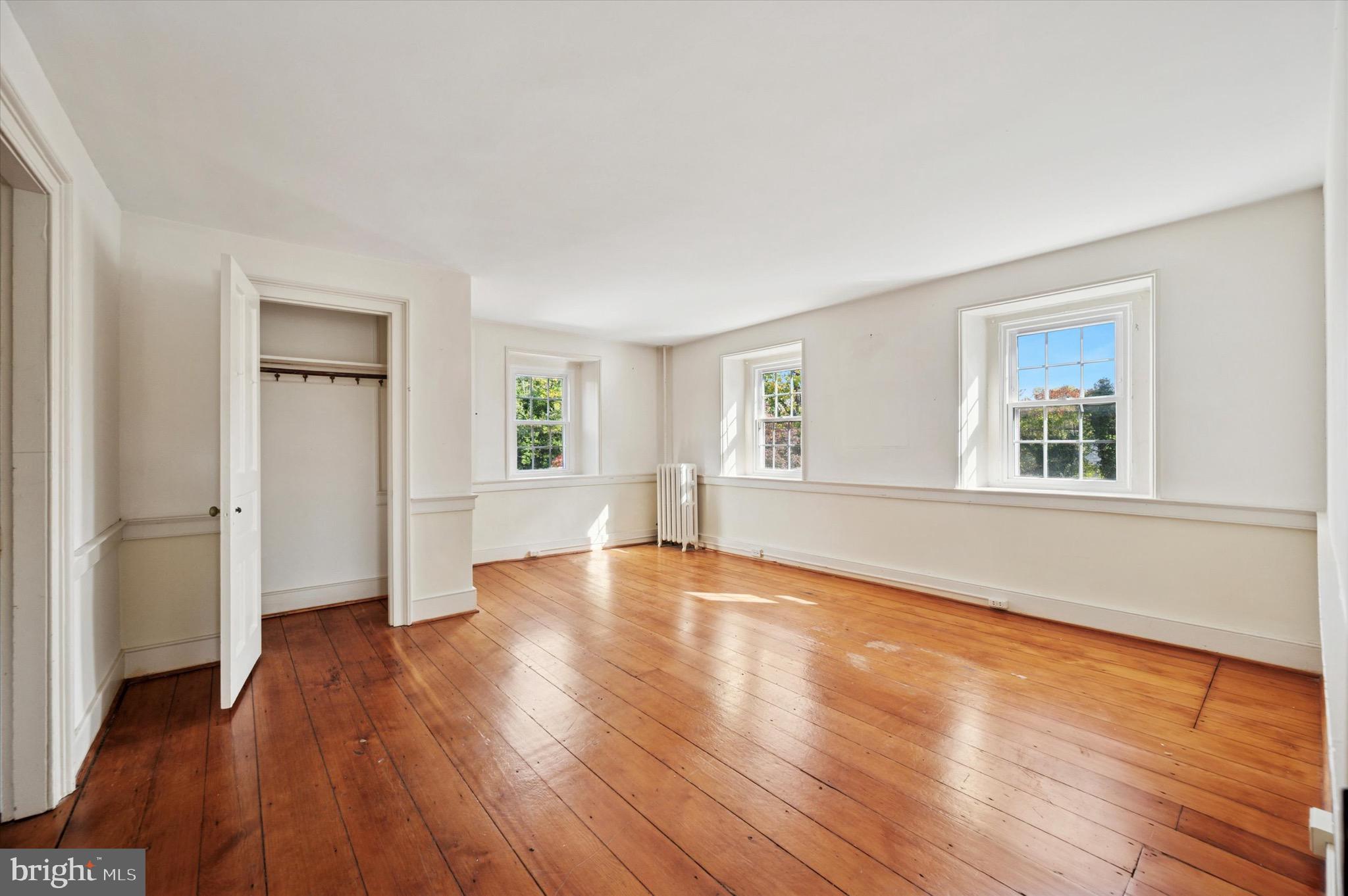 FLOURTOWN - Residential