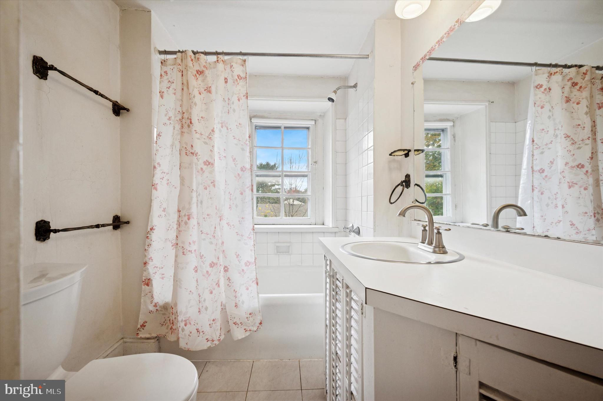 FLOURTOWN - Residential