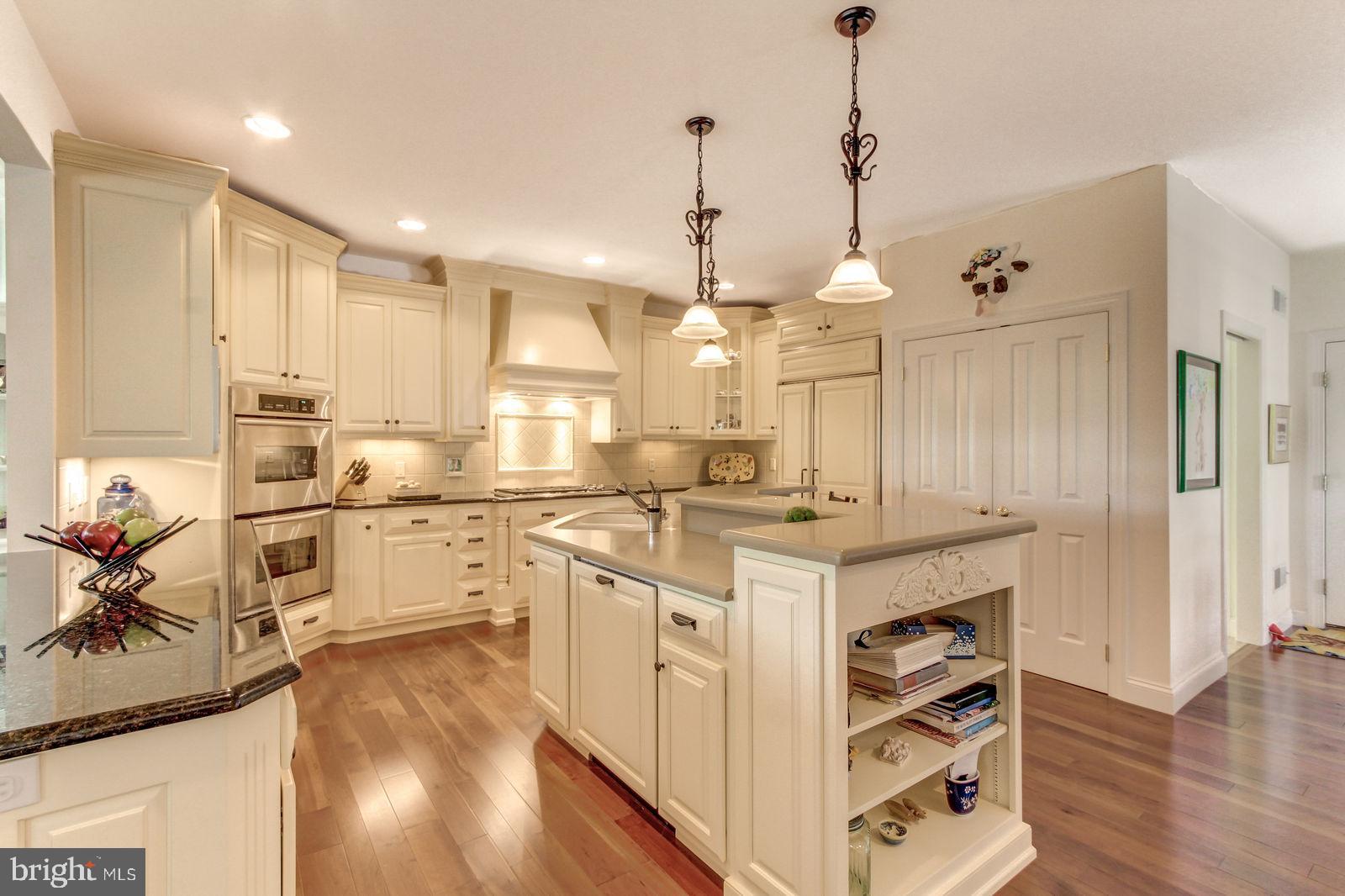 YORK TWP - Residential