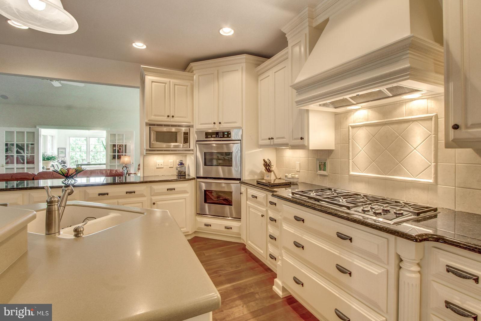YORK TWP - Residential