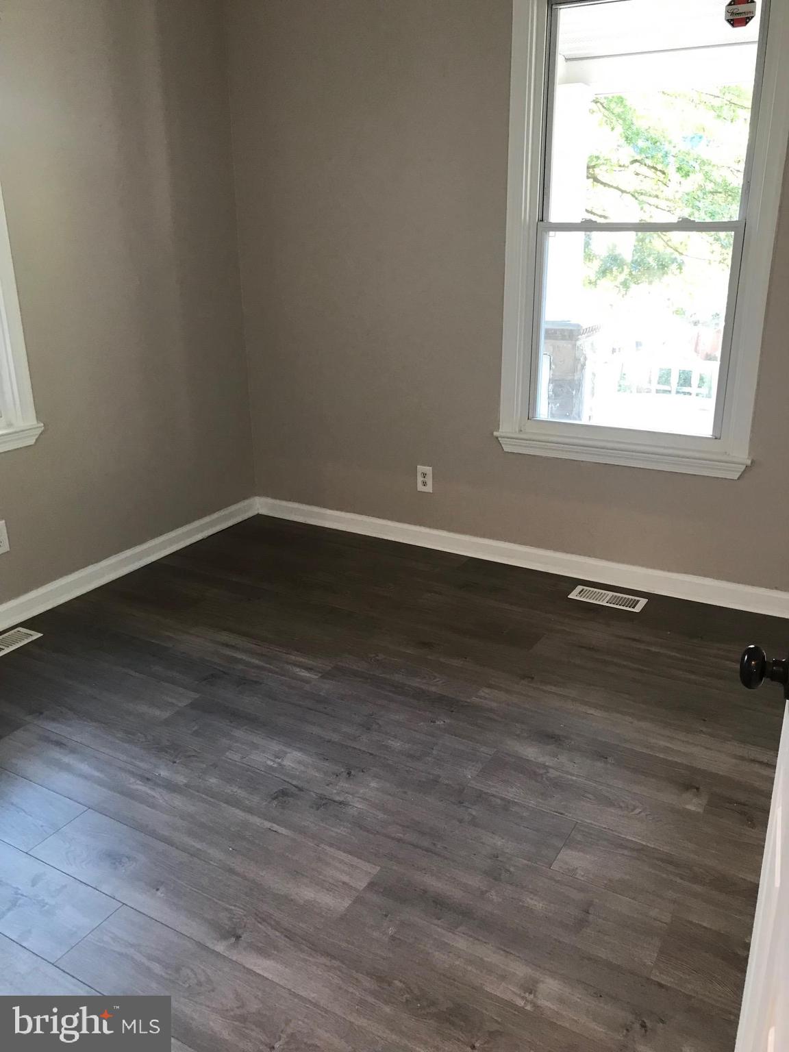 CAPITOL HEIGHTS - Residential