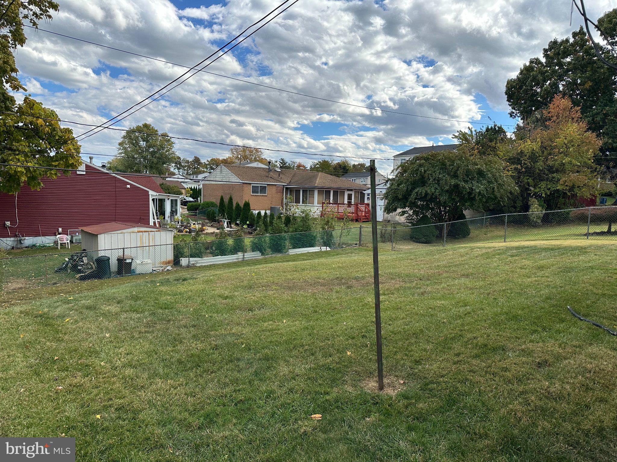 STRATFORD - Residential