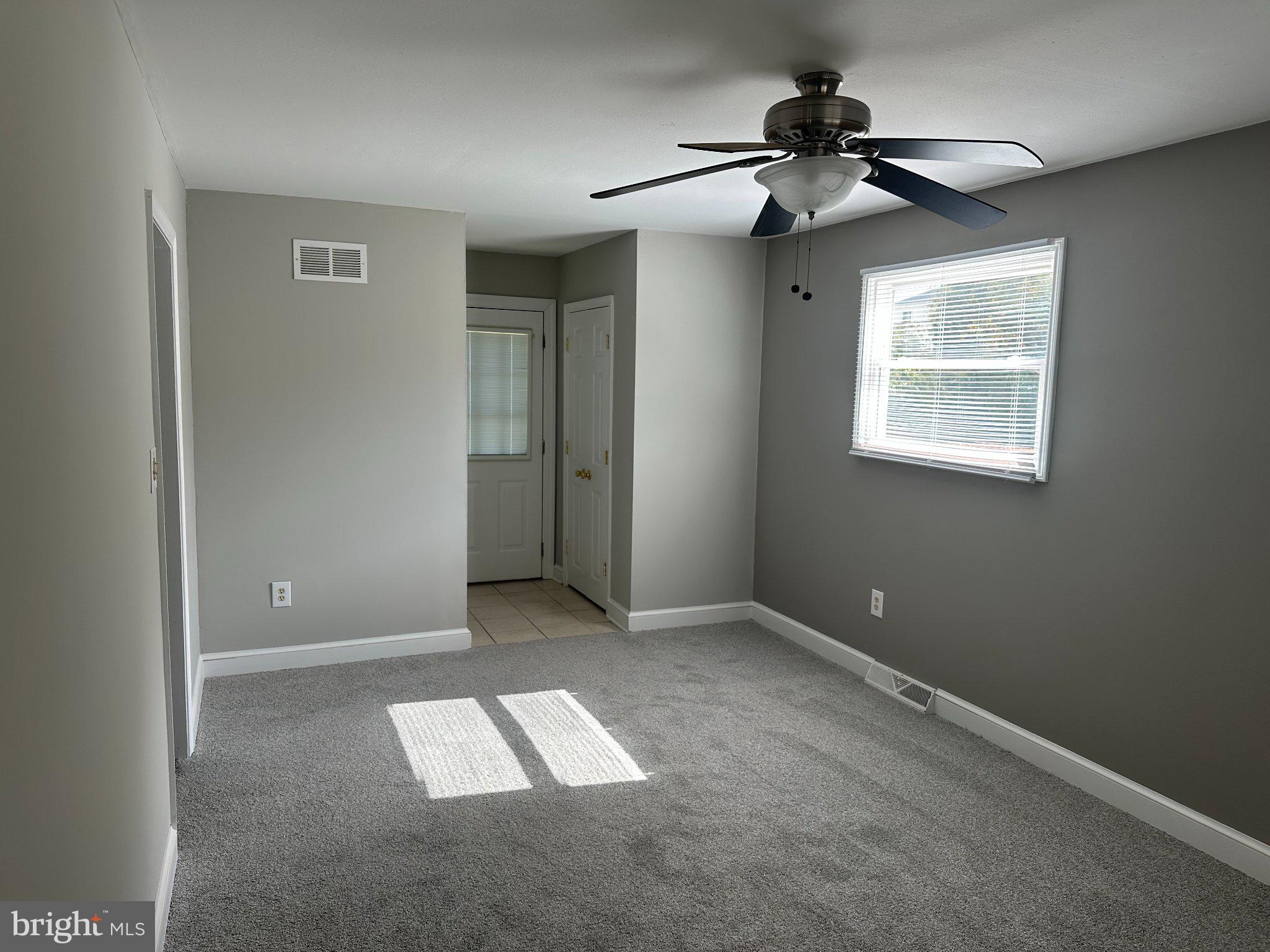 STRATFORD - Residential