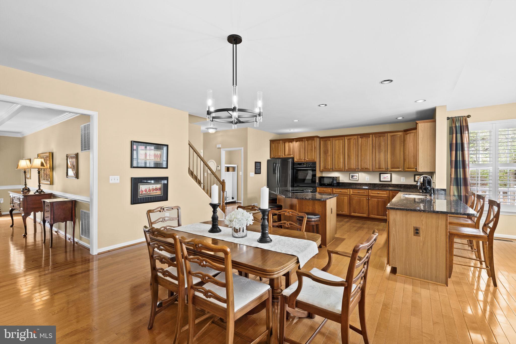 42 MEADOWBROOK LANE