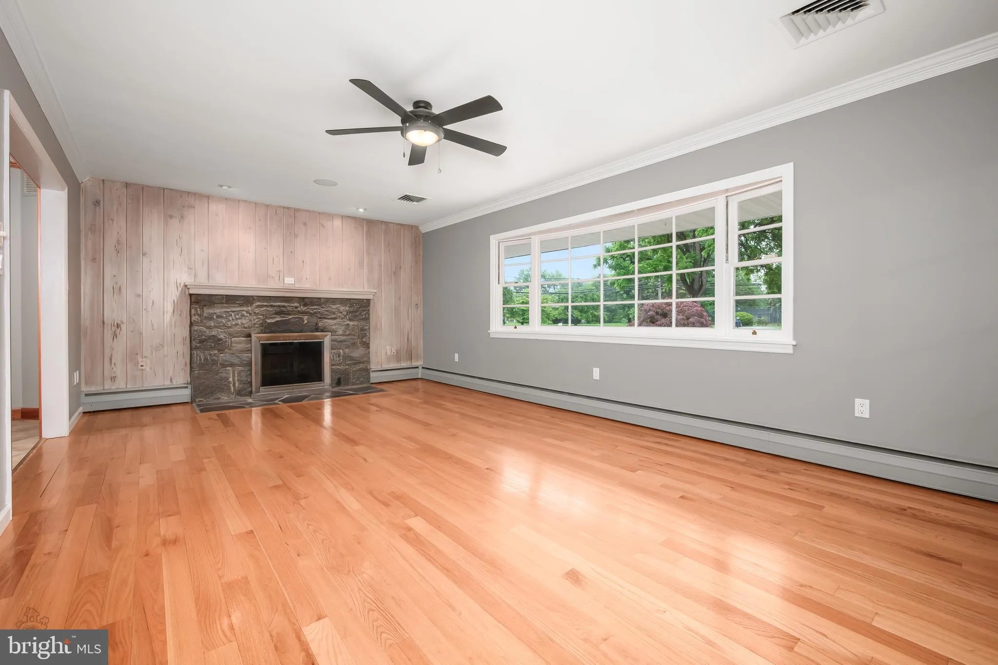 Allentown, Pennsylvania 18103, United States, 4 Bedrooms Bedrooms, ,3 BathroomsBathrooms,Residential,Pending,155295