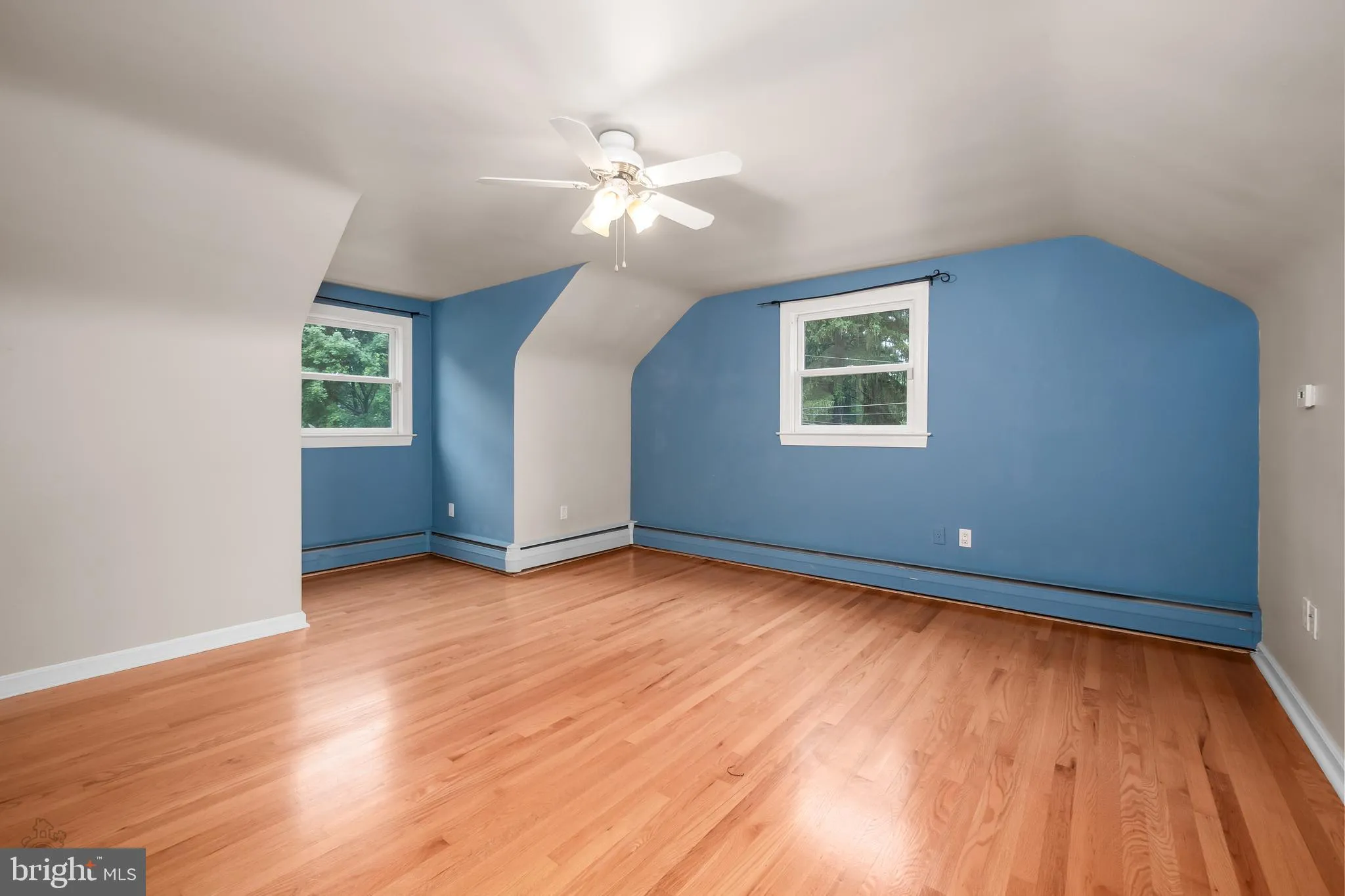 Allentown, Pennsylvania 18103, United States, 4 Bedrooms Bedrooms, ,3 BathroomsBathrooms,Residential,Pending,155295