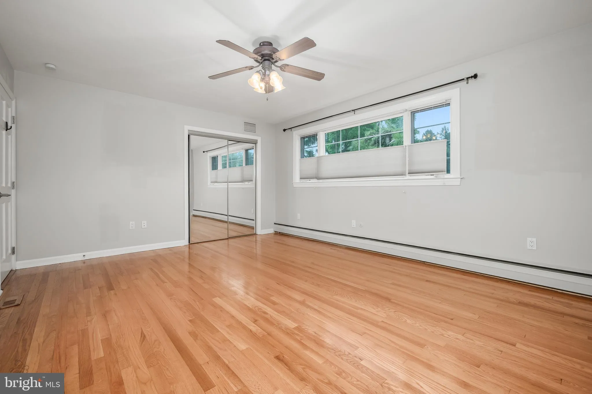 Allentown, Pennsylvania 18103, United States, 4 Bedrooms Bedrooms, ,3 BathroomsBathrooms,Residential,Pending,155295