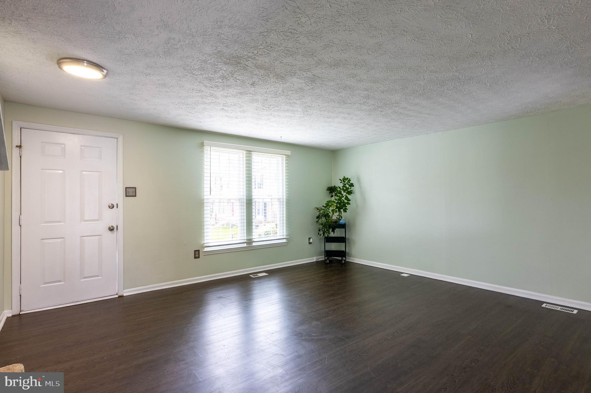 RIDGELY CHOICE - Residential