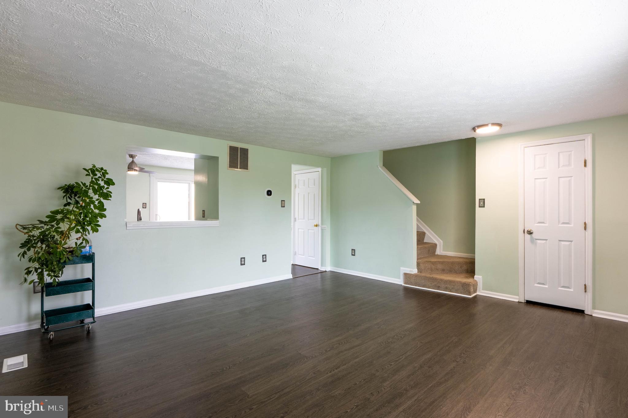 RIDGELY CHOICE - Residential