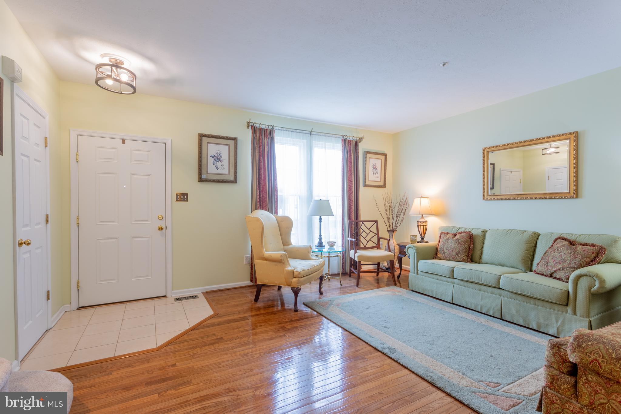 275 SPENCER CIRCLE