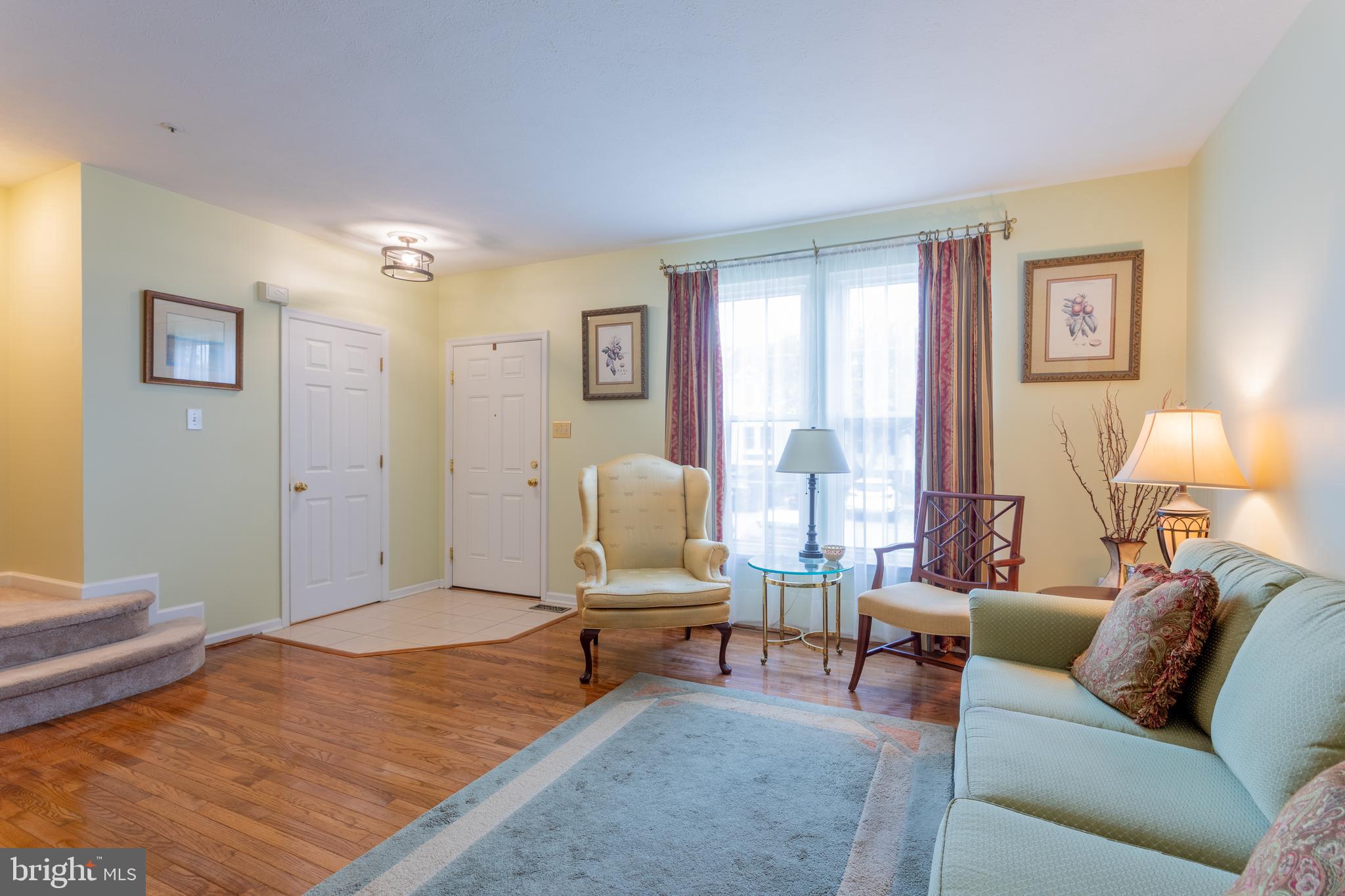275 SPENCER CIRCLE