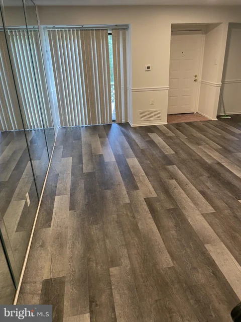 MLS: NJCD2123810