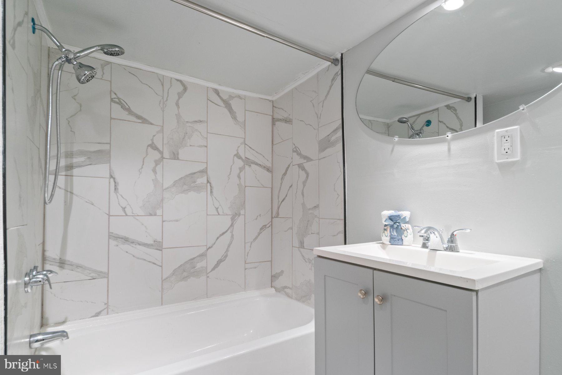 RICHNOR SPRINGS - Residential