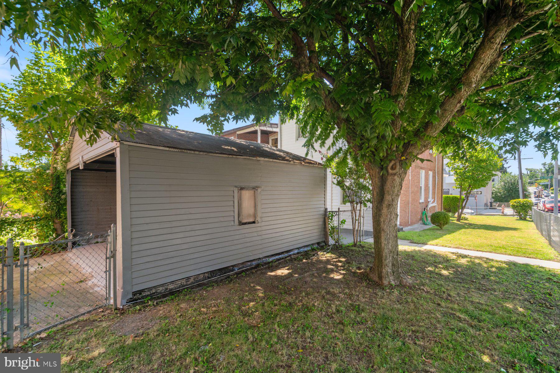 RICHNOR SPRINGS - Residential