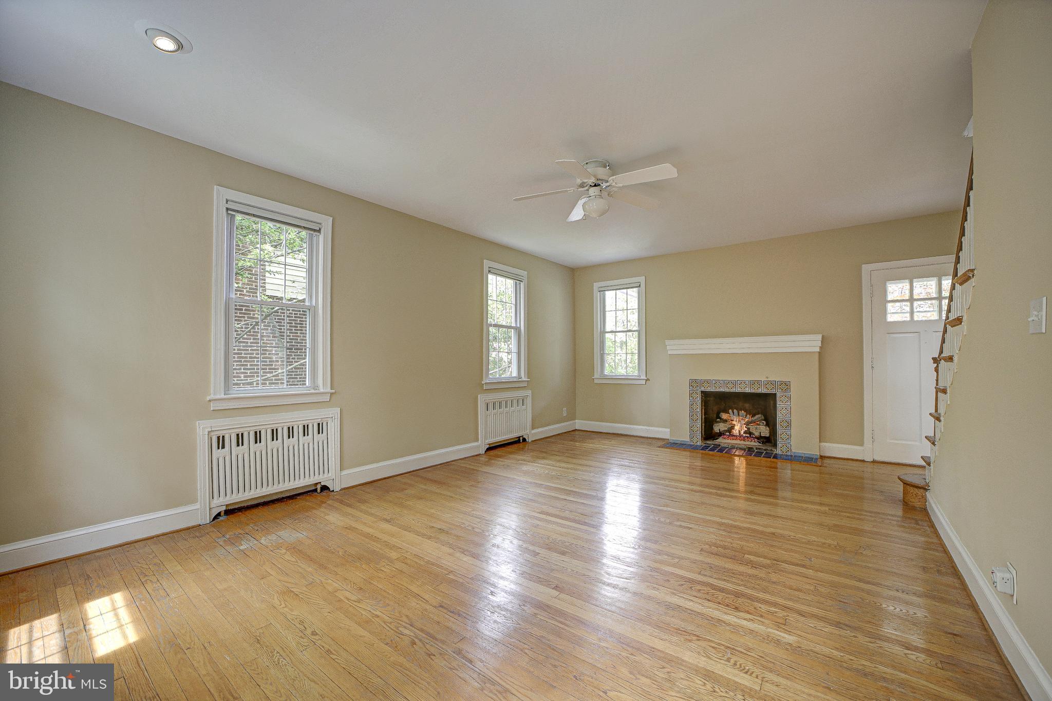 UNIVERSITY PARK - Residential