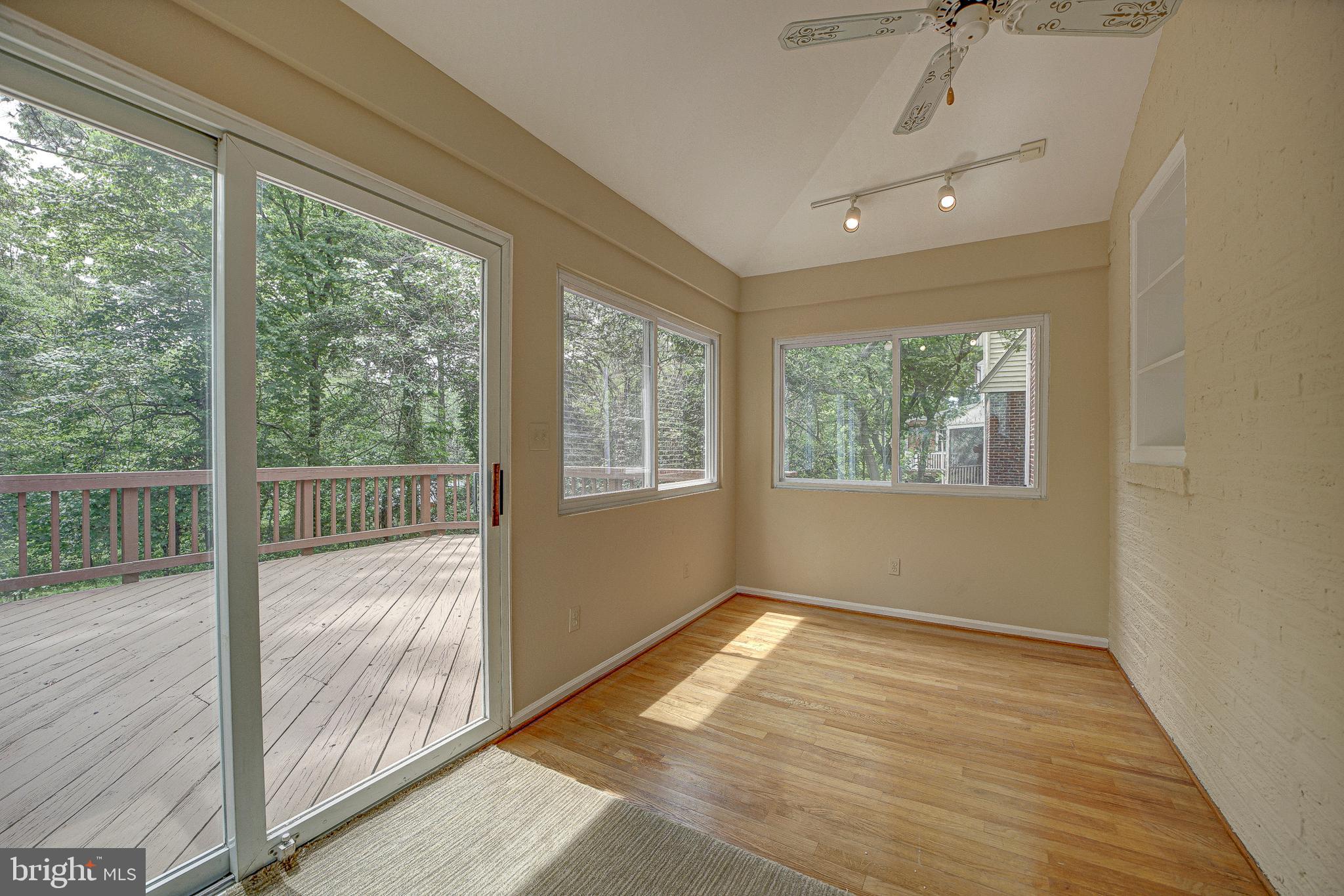 UNIVERSITY PARK - Residential