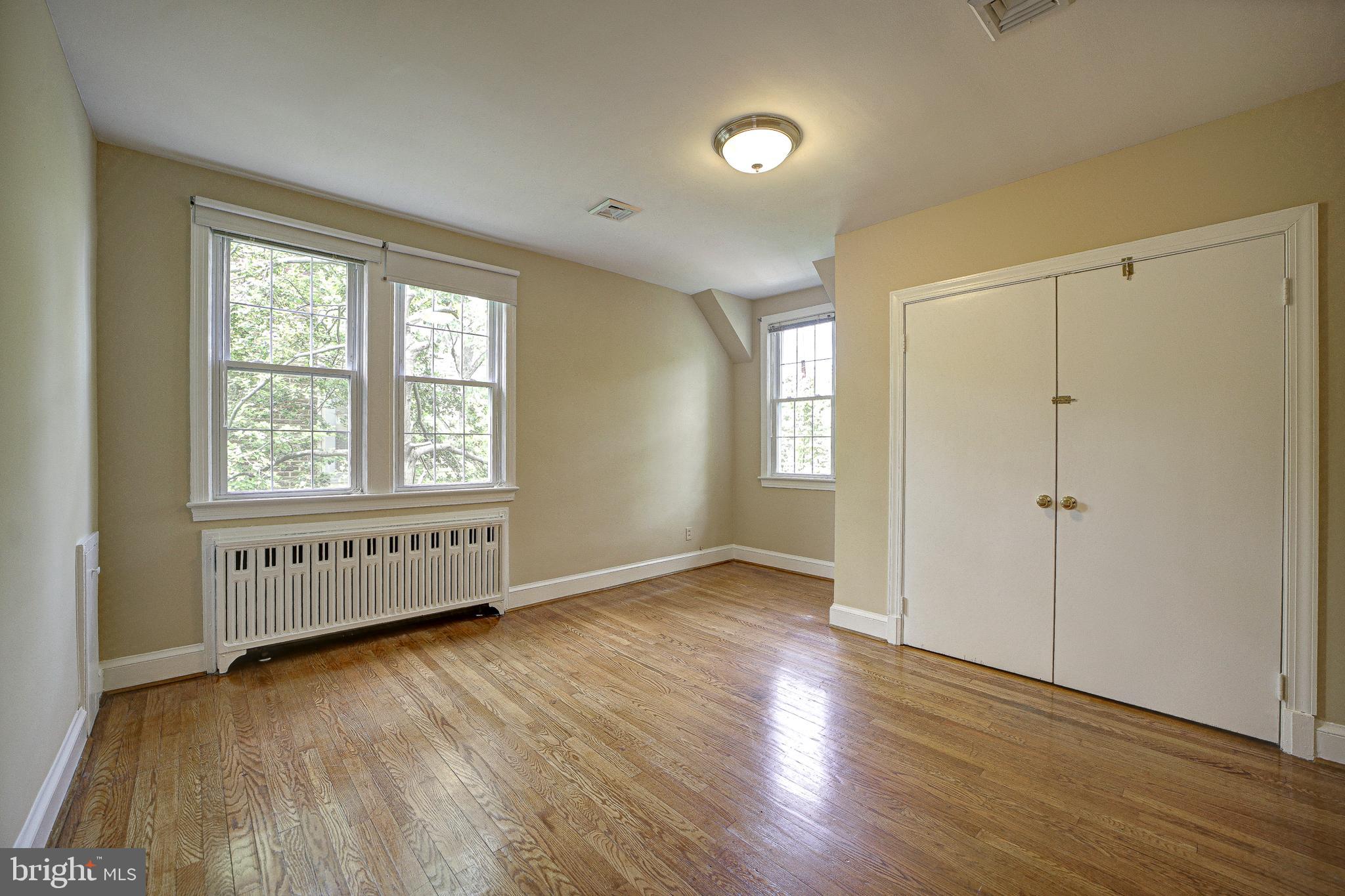 UNIVERSITY PARK - Residential