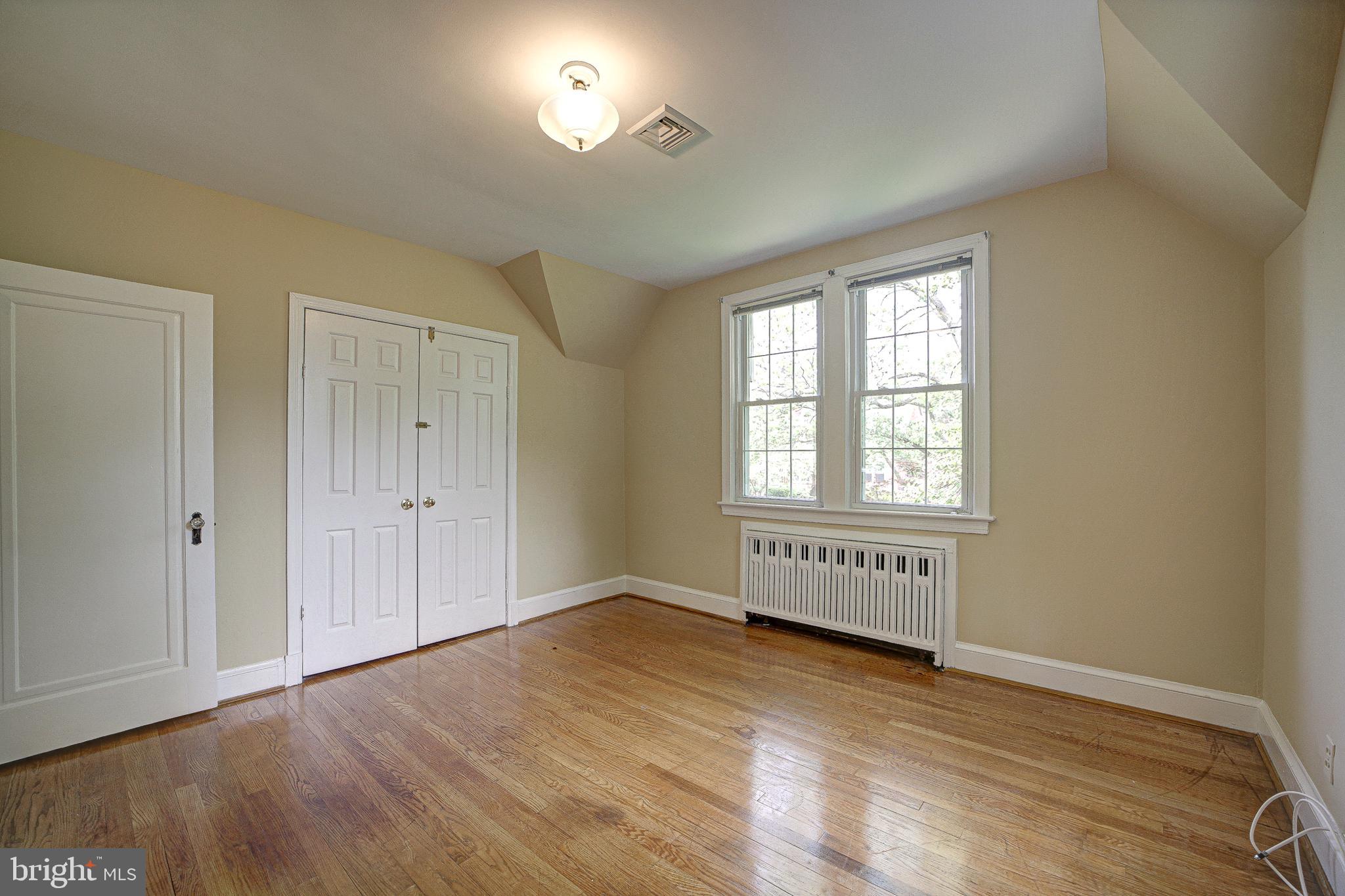 UNIVERSITY PARK - Residential