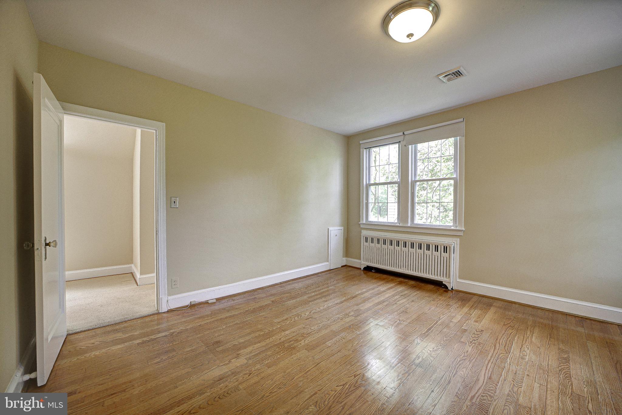 UNIVERSITY PARK - Residential