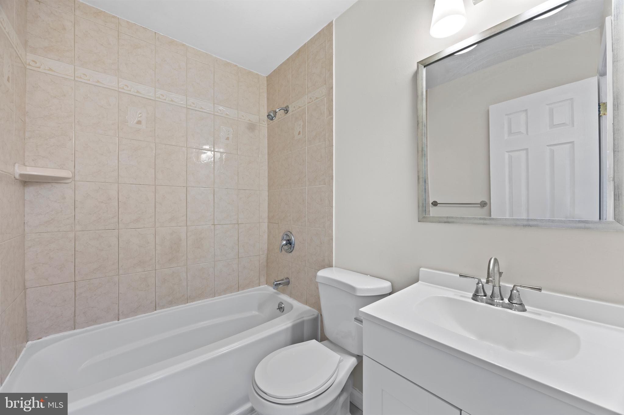 LA DOVA HEIGHTS - Residential Lease