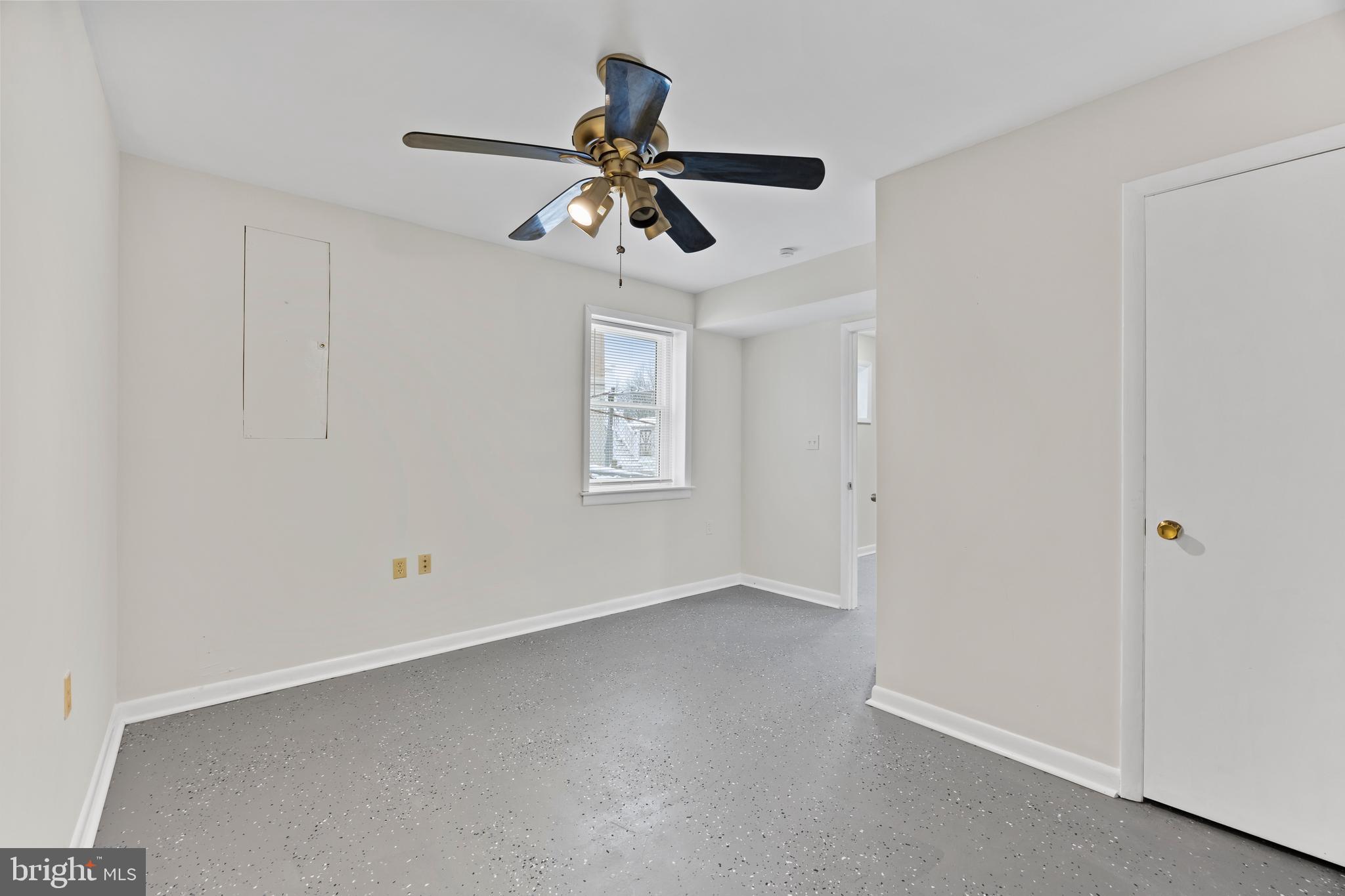 LA DOVA HEIGHTS - Residential Lease