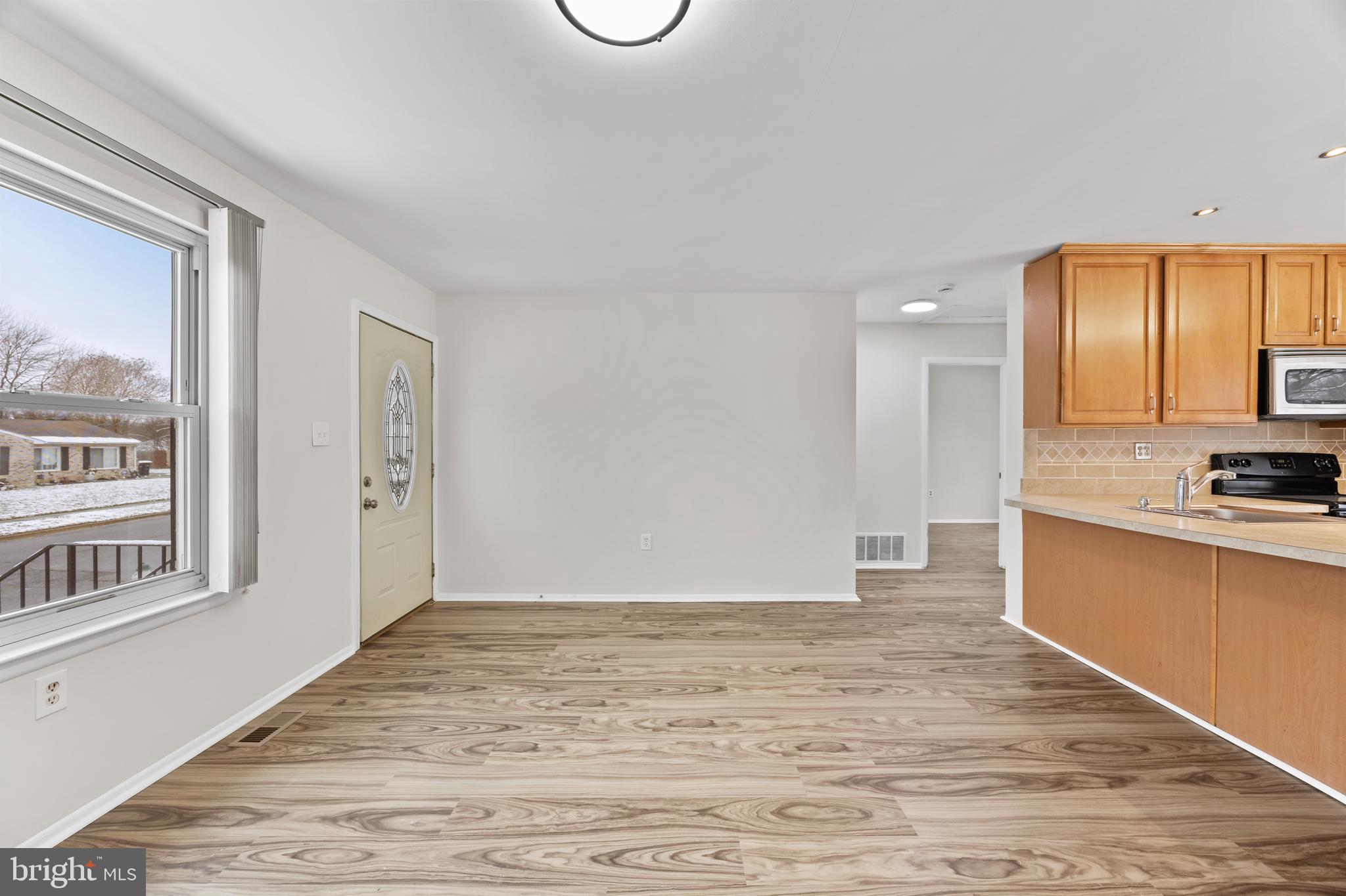 LA DOVA HEIGHTS - Residential Lease