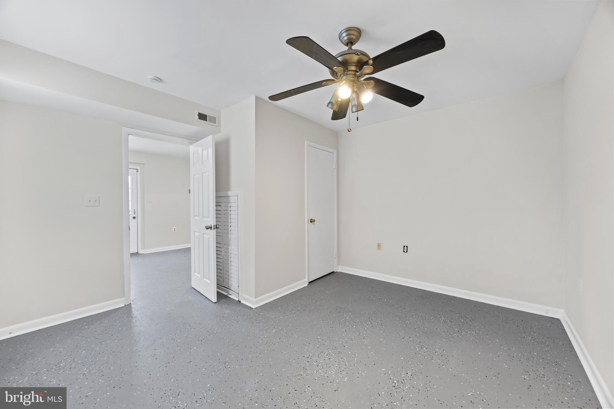 LA DOVA HEIGHTS - Residential Lease