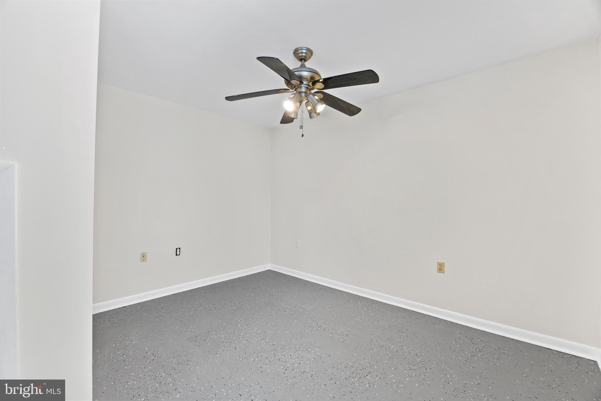 LA DOVA HEIGHTS - Residential Lease