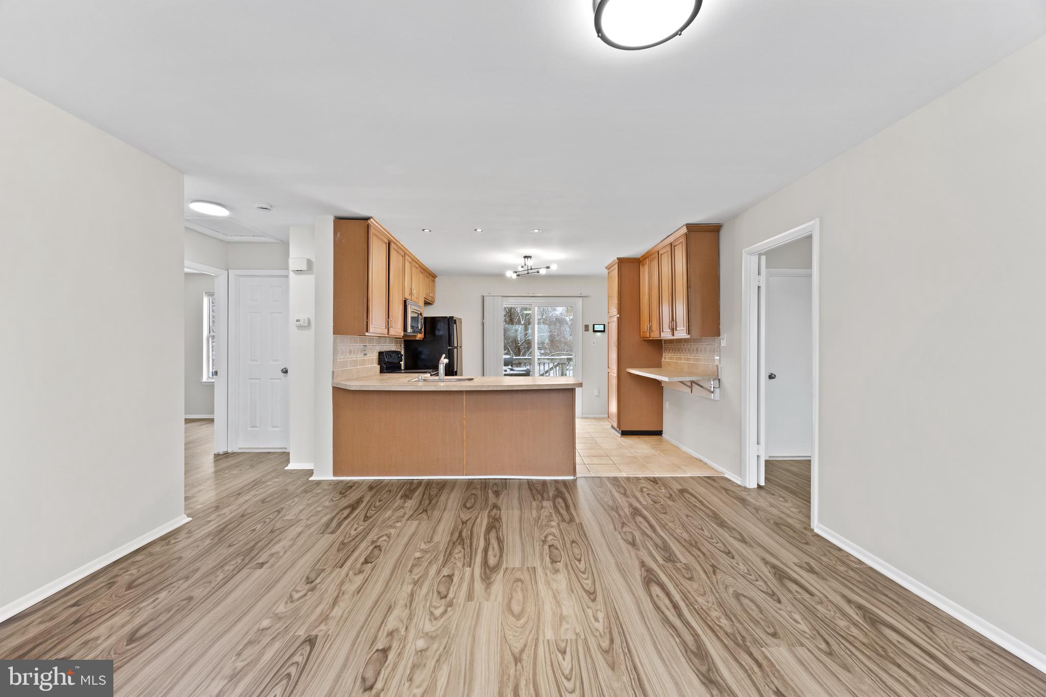 LA DOVA HEIGHTS - Residential Lease