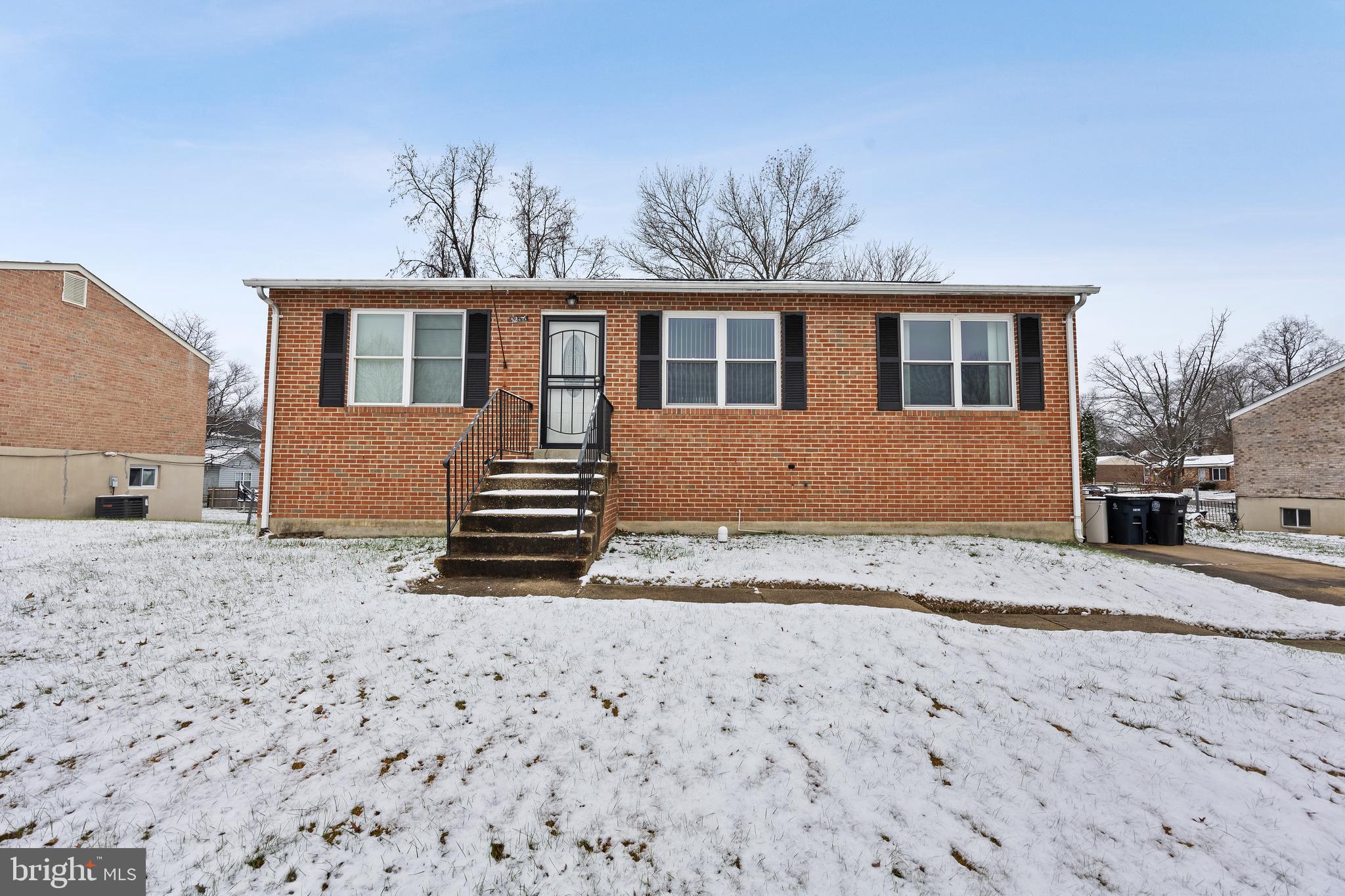 LA DOVA HEIGHTS - Residential Lease