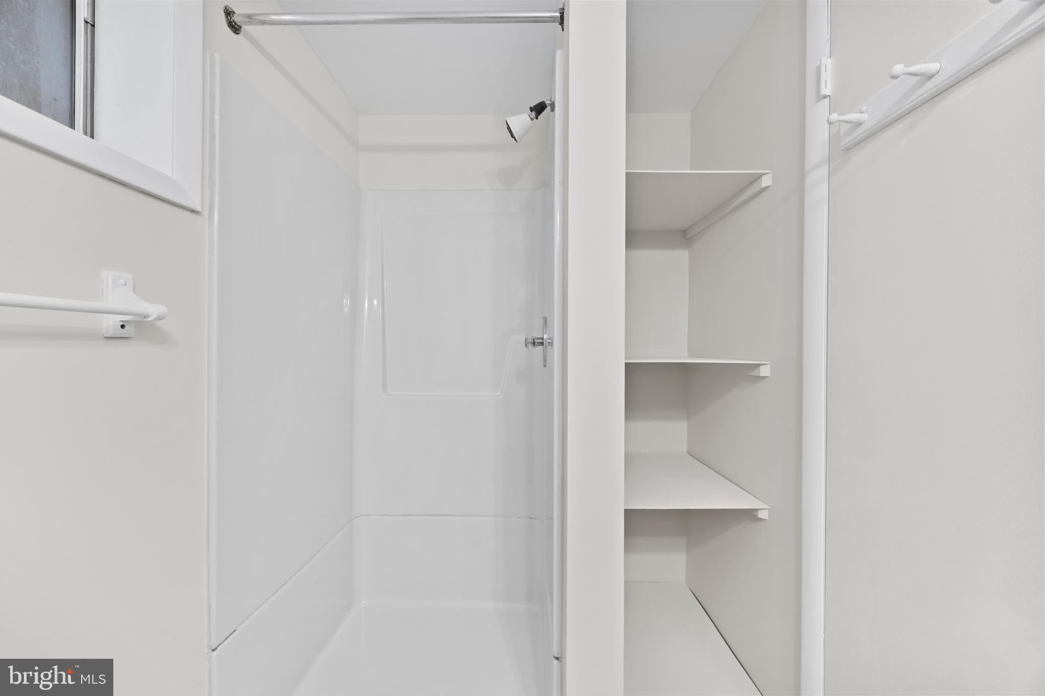 LA DOVA HEIGHTS - Residential Lease