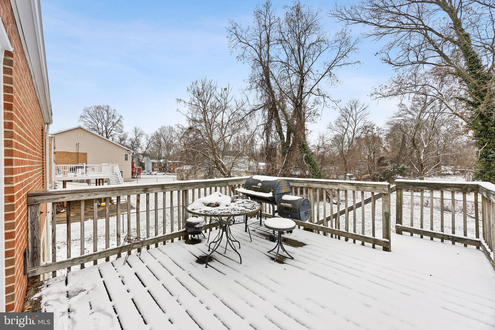 LA DOVA HEIGHTS - Residential Lease