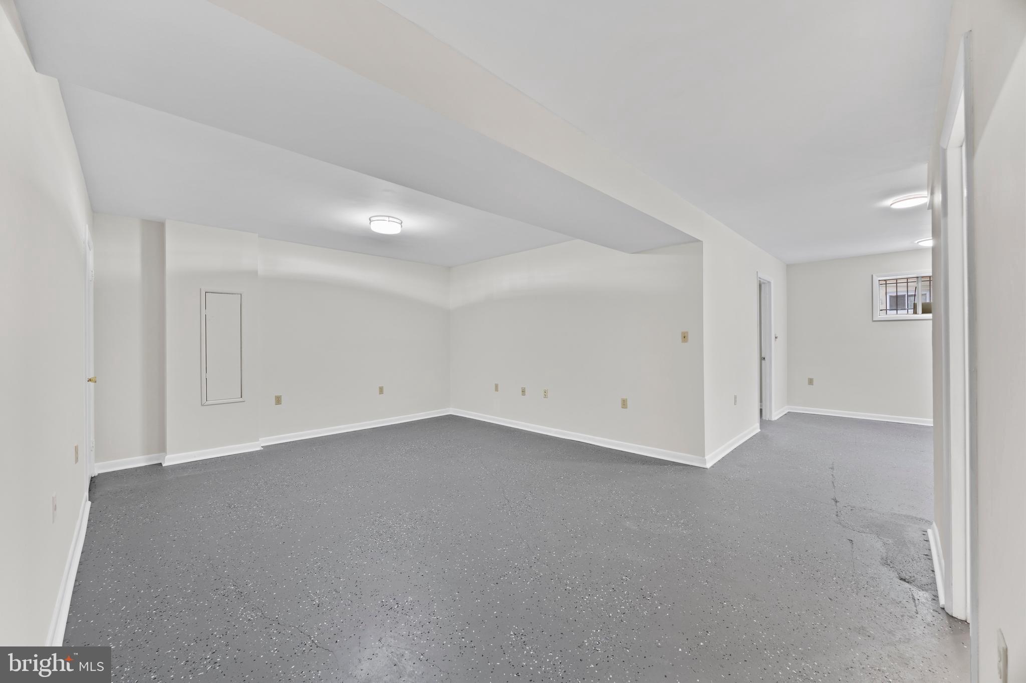 LA DOVA HEIGHTS - Residential Lease