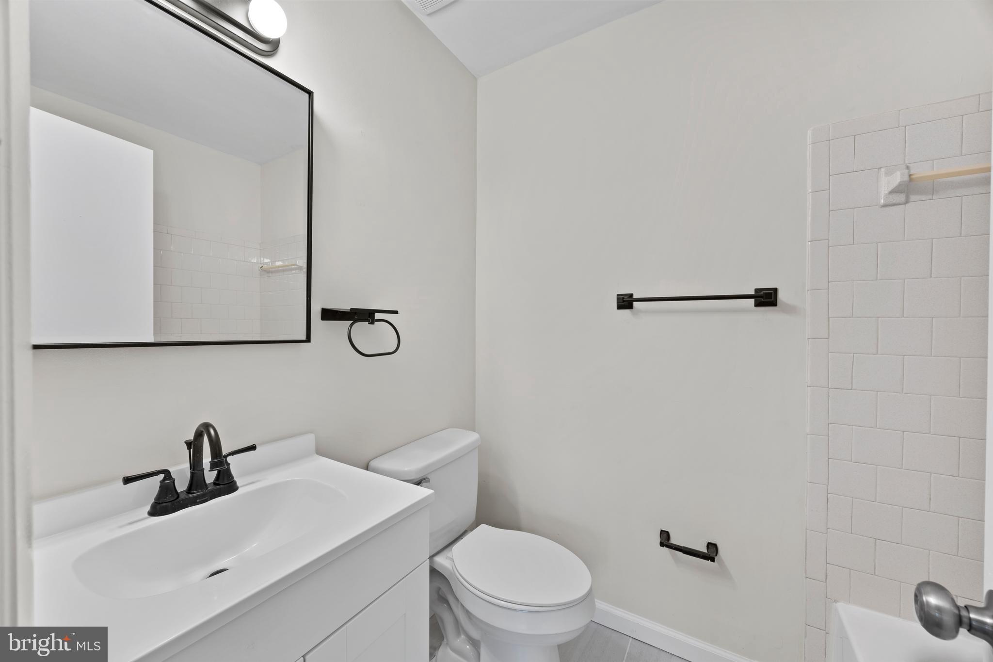 LA DOVA HEIGHTS - Residential Lease