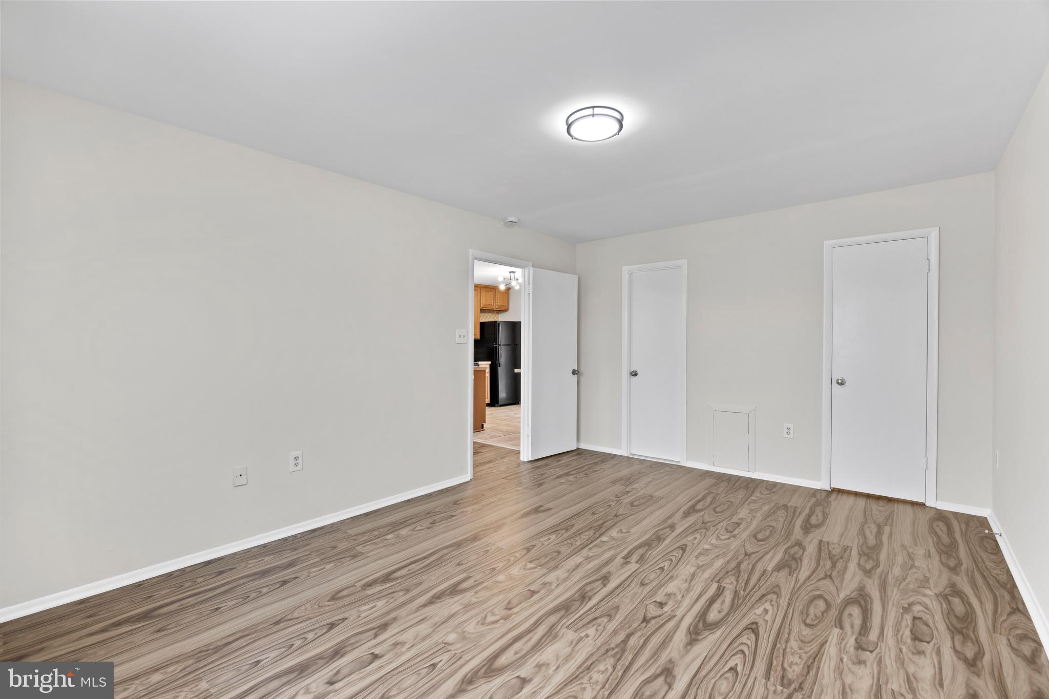 LA DOVA HEIGHTS - Residential Lease