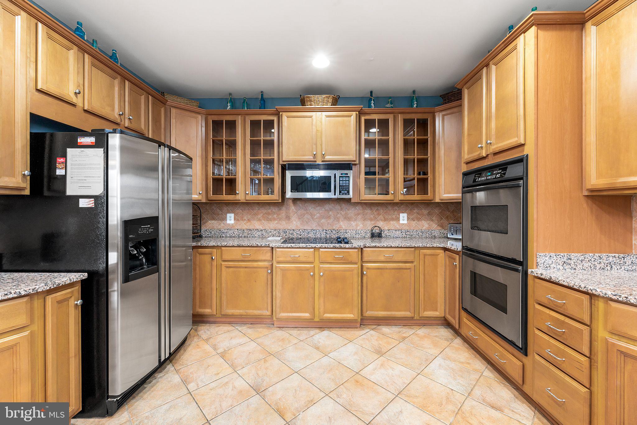 SUNSET ISLAND - Residential