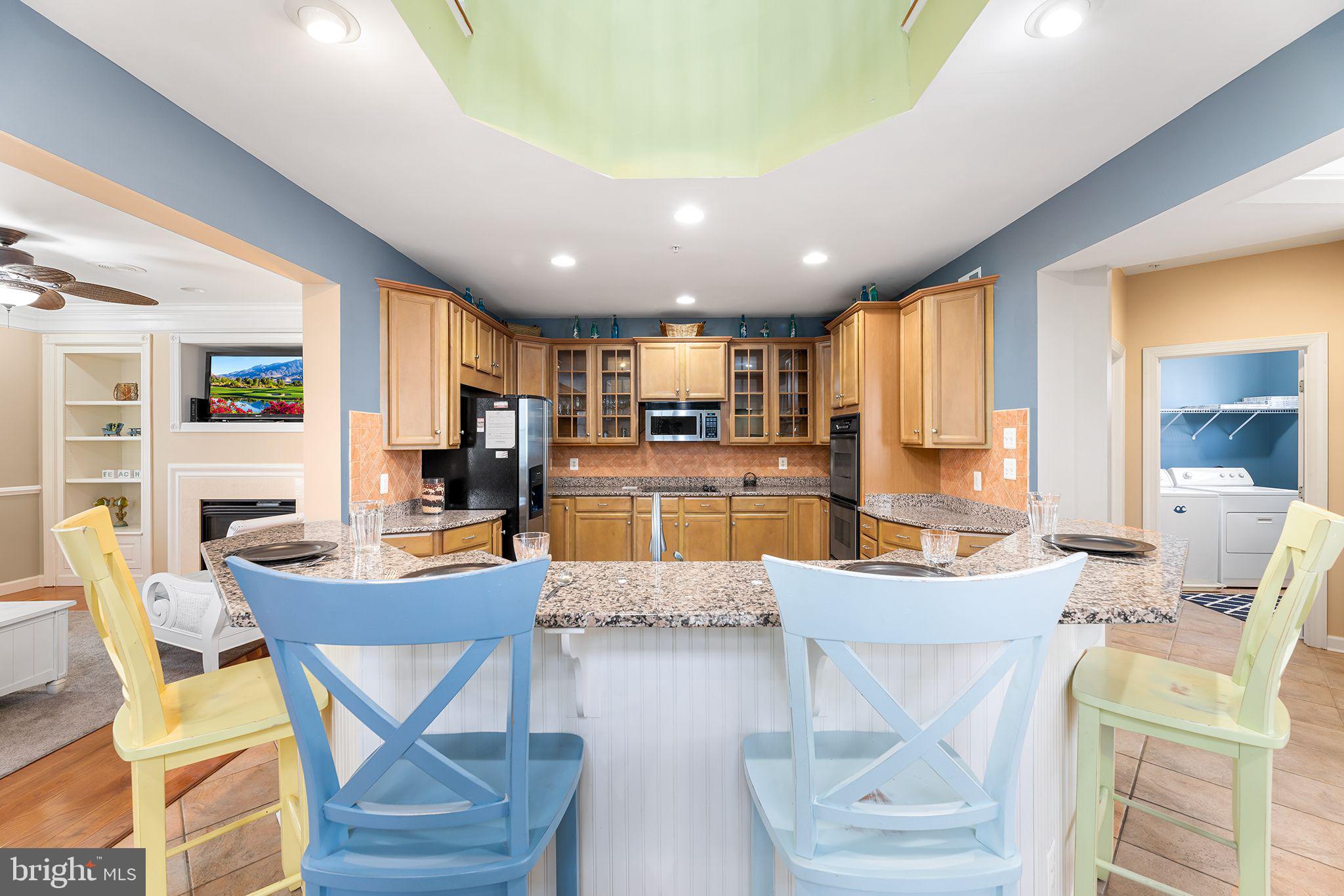 SUNSET ISLAND - Residential