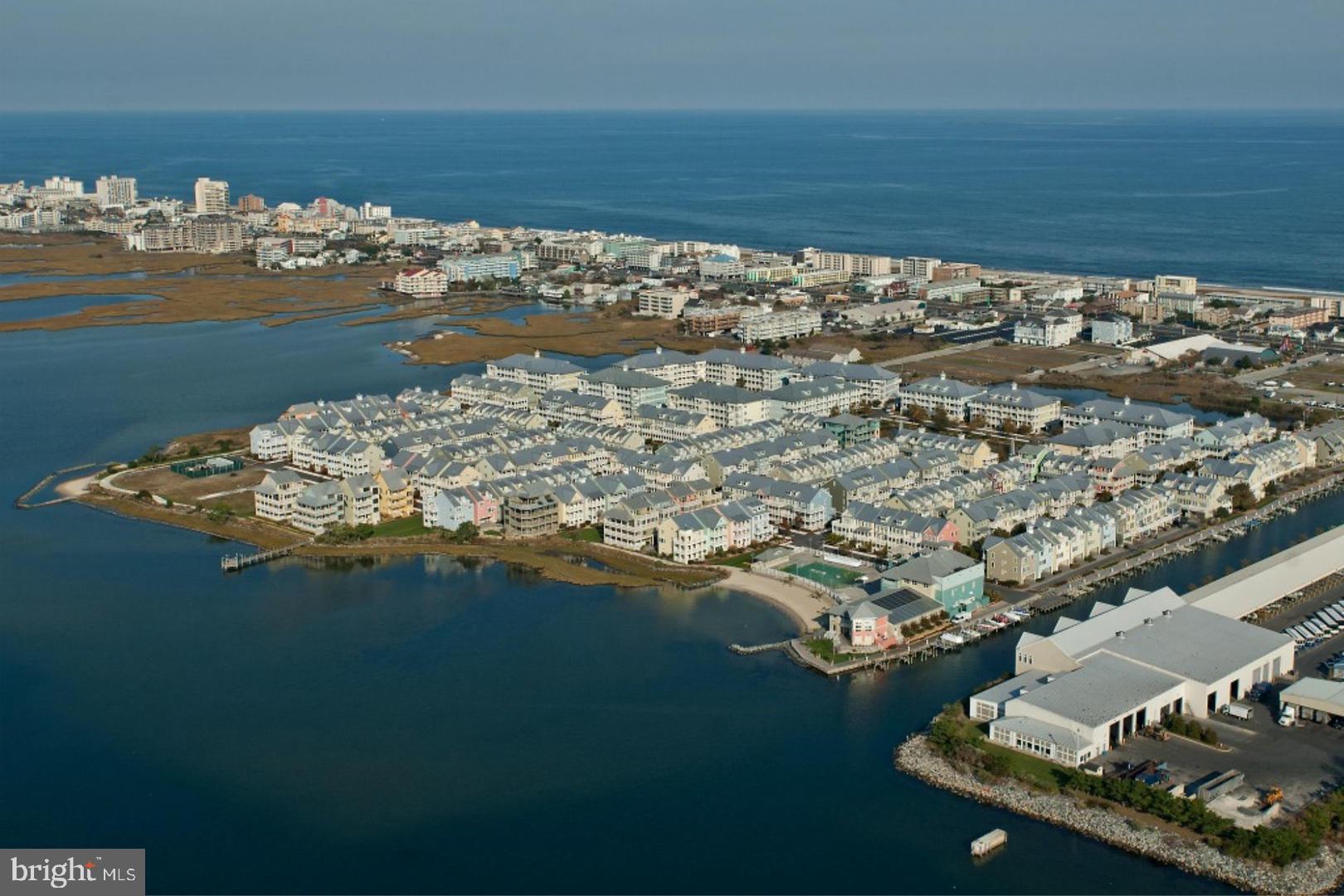 SUNSET ISLAND - Residential