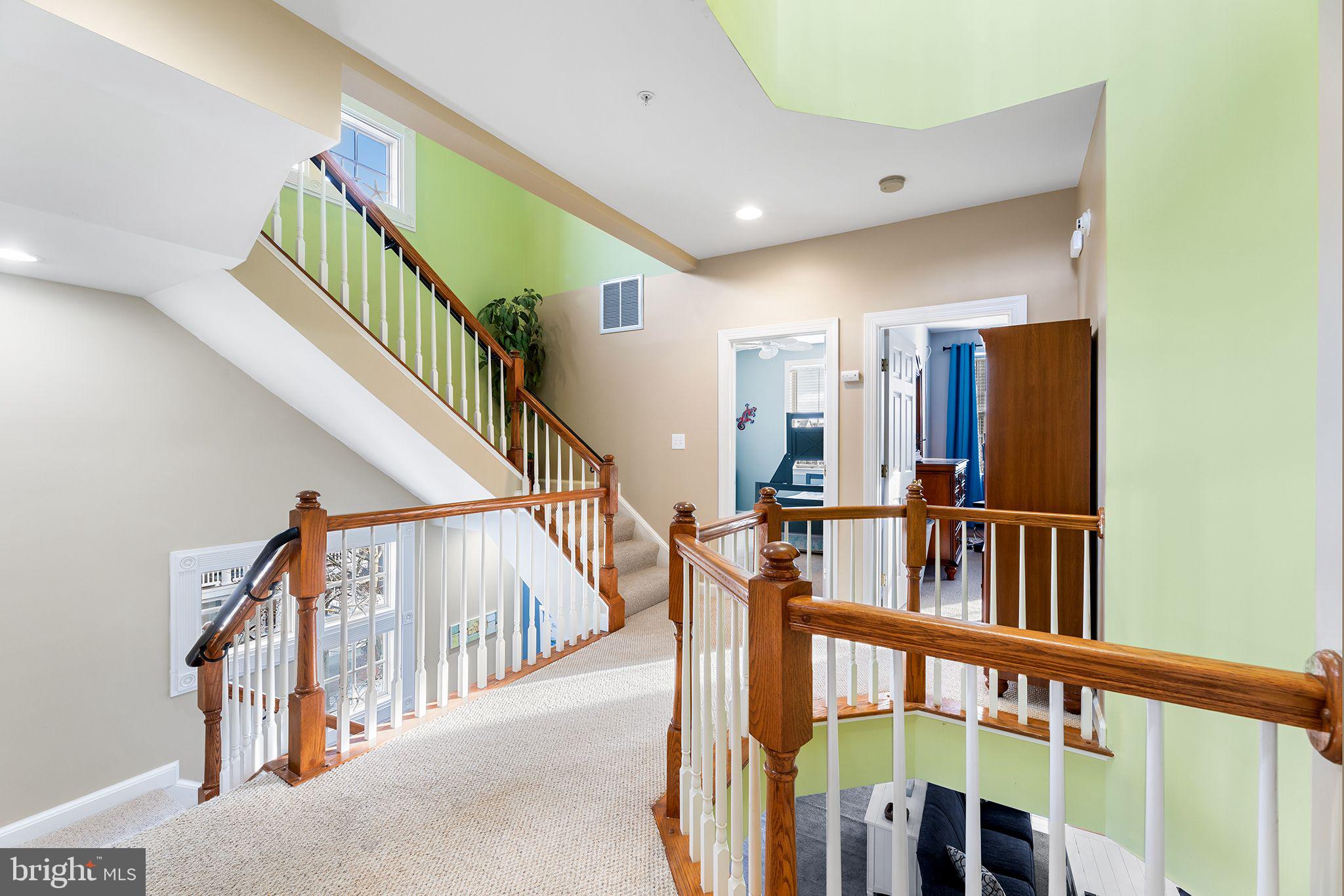 SUNSET ISLAND - Residential