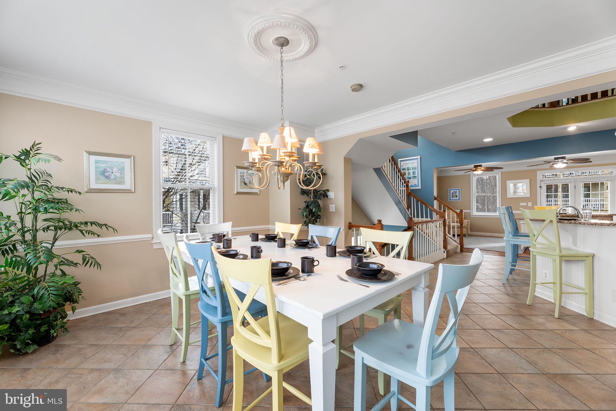 SUNSET ISLAND - Residential