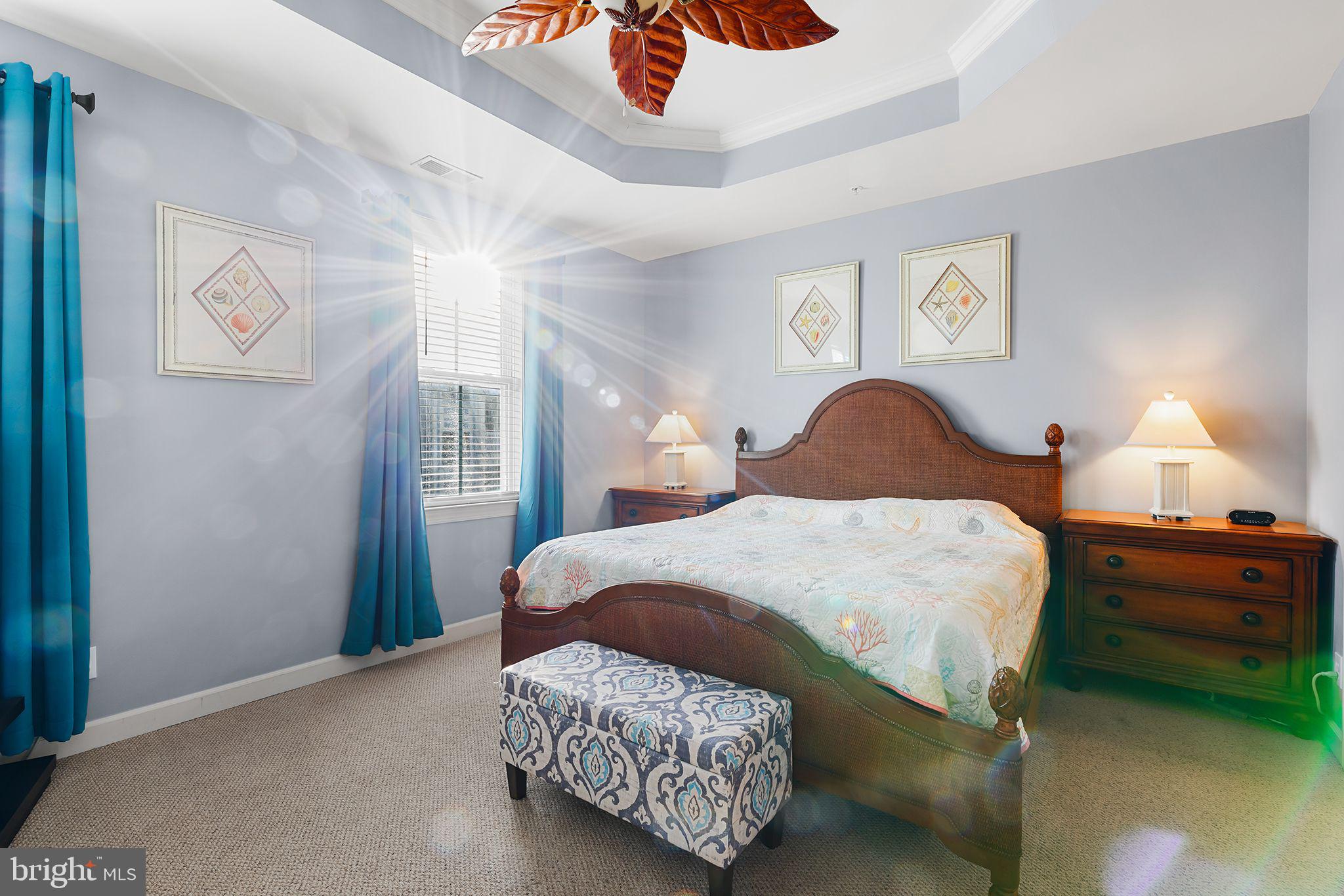 SUNSET ISLAND - Residential