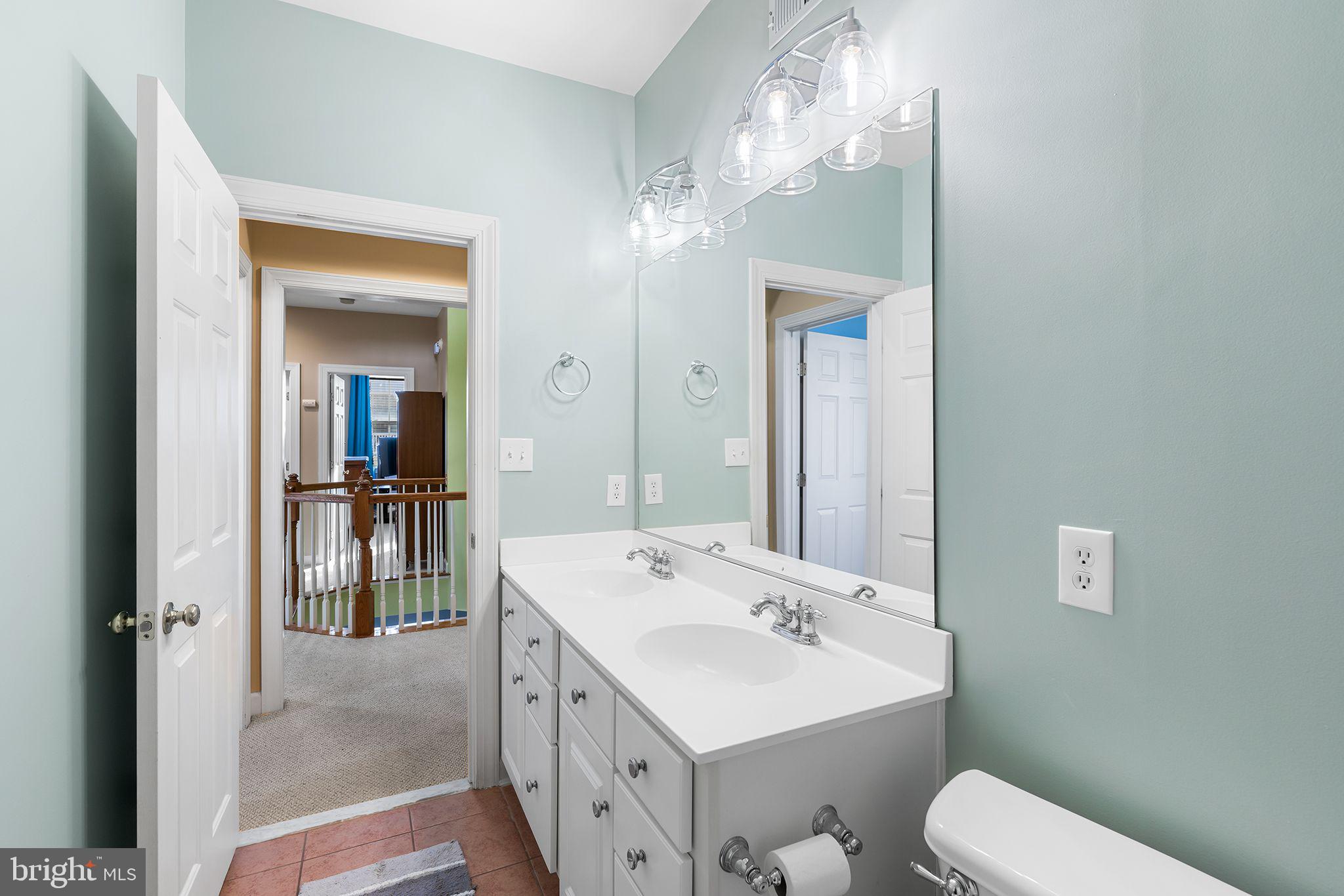 SUNSET ISLAND - Residential