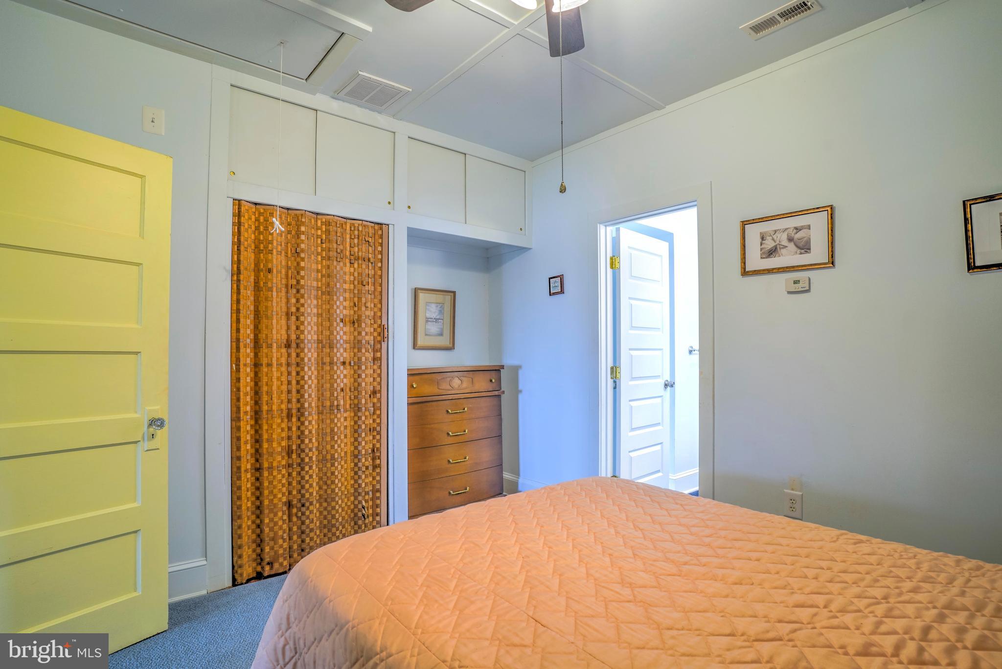 CEDARHURST ON THE BAY - Residential