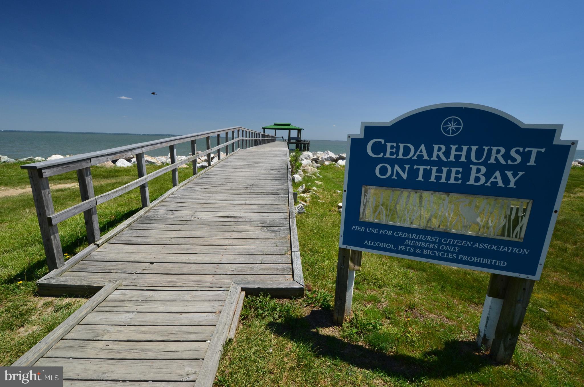 CEDARHURST ON THE BAY - Residential